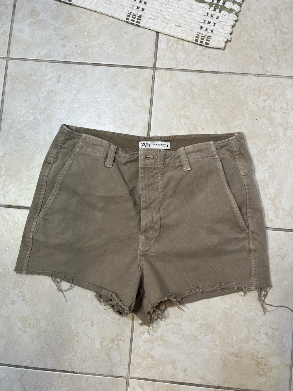 Zara Taupe Frayed Hem Jean Shorts Size M